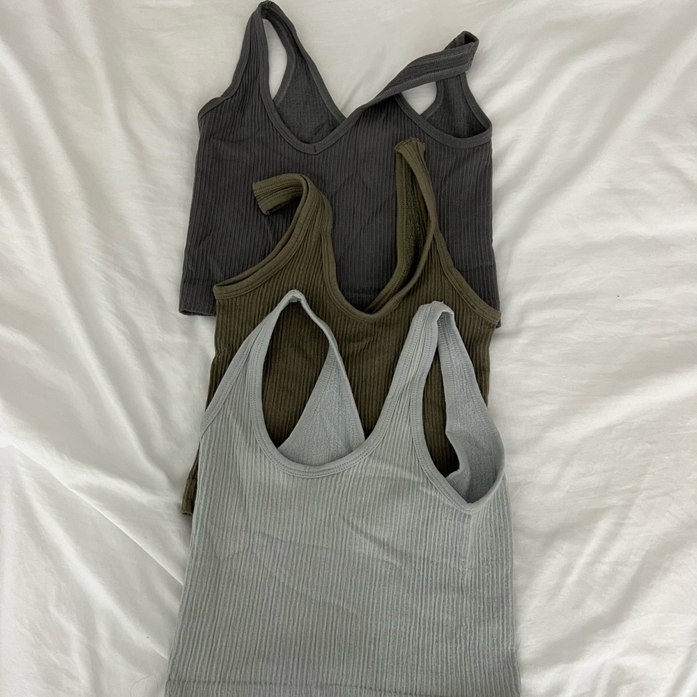 urban outfitters size small out from under seamless top shirt